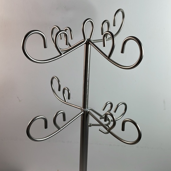 Umbra design Joel Yatscoff silver color metal jewelry display organizer holder - Picture 4 of 9